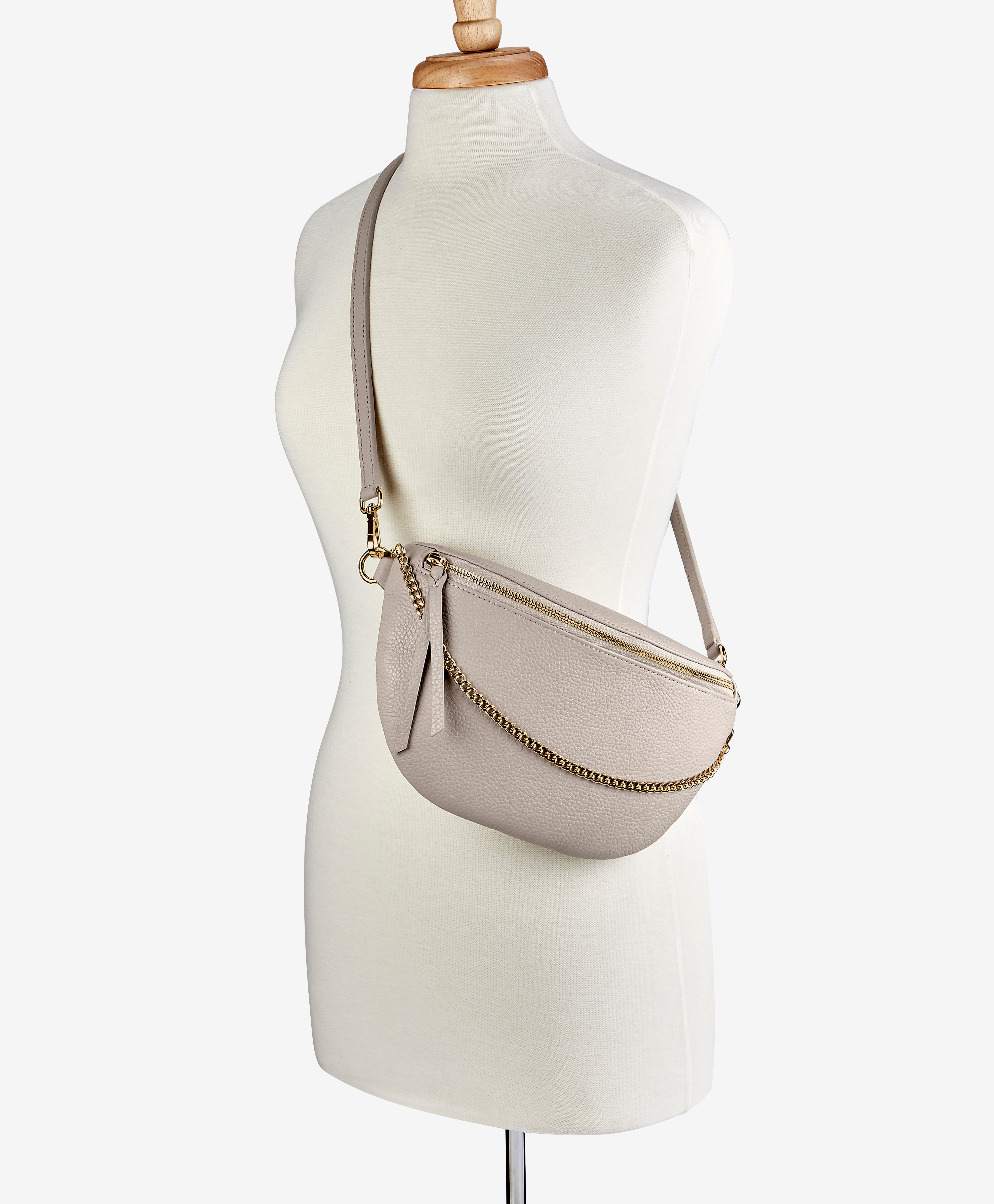 Beck Sling Bag