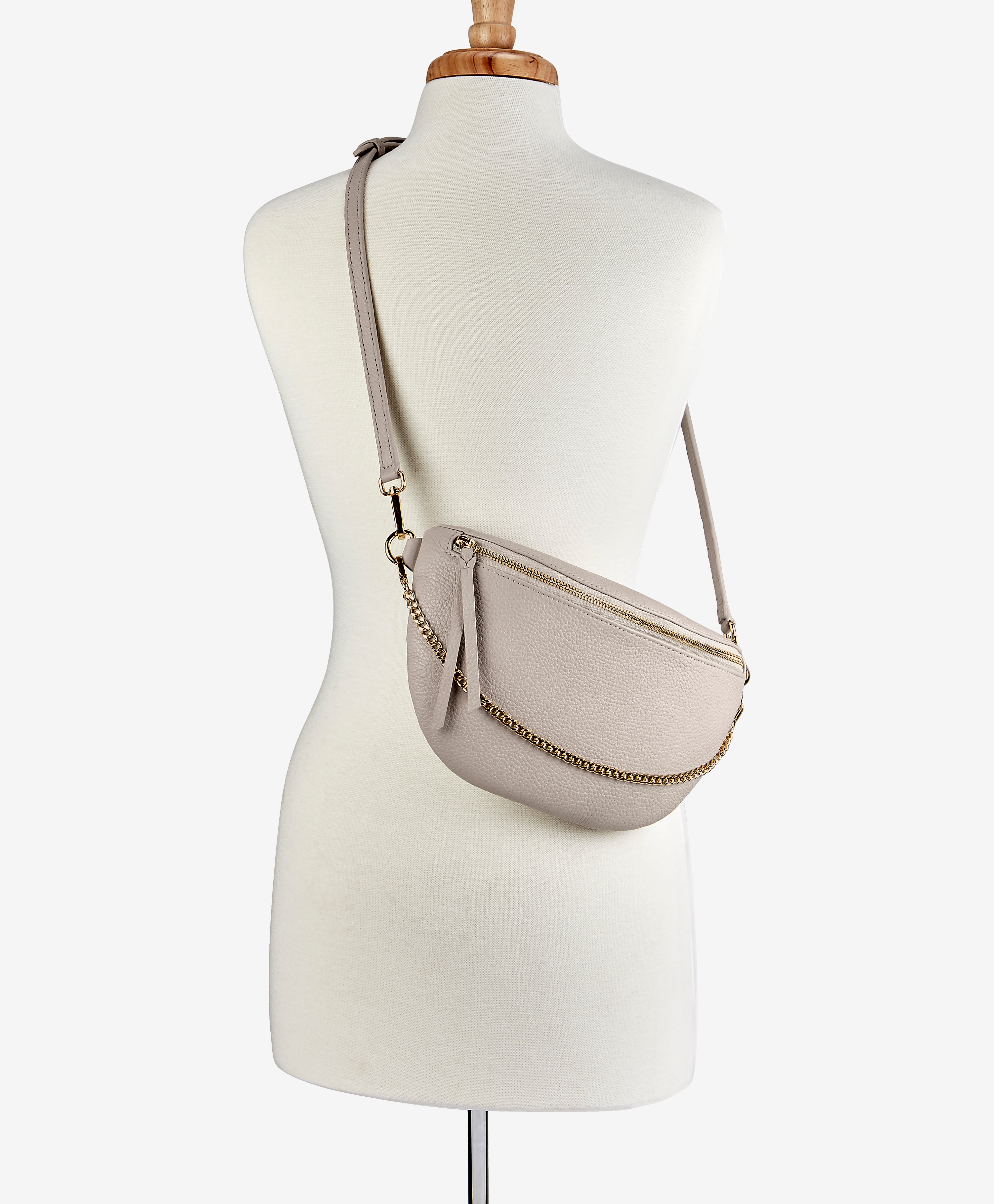 Beck Sling Bag