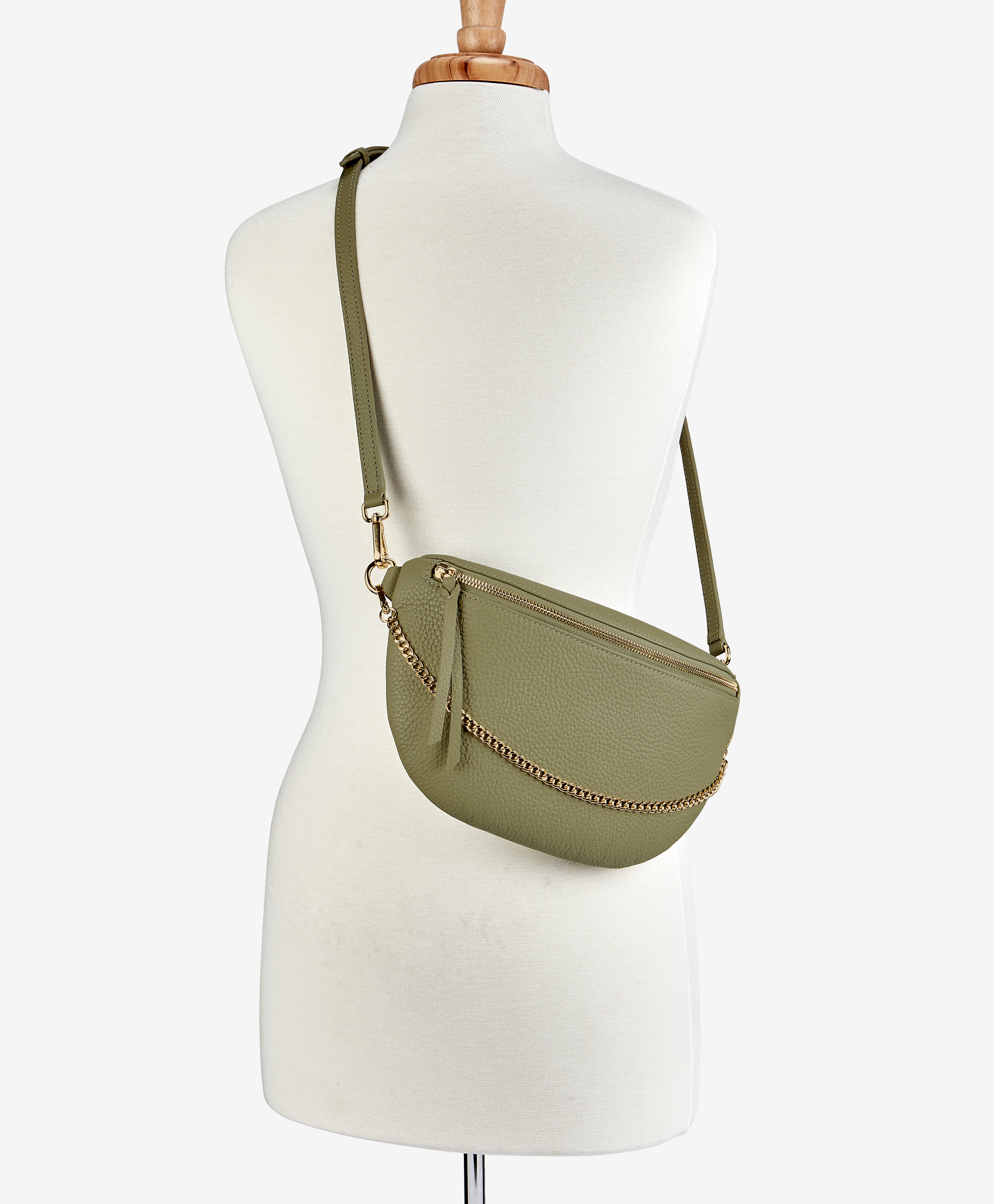 Beck Sling Bag