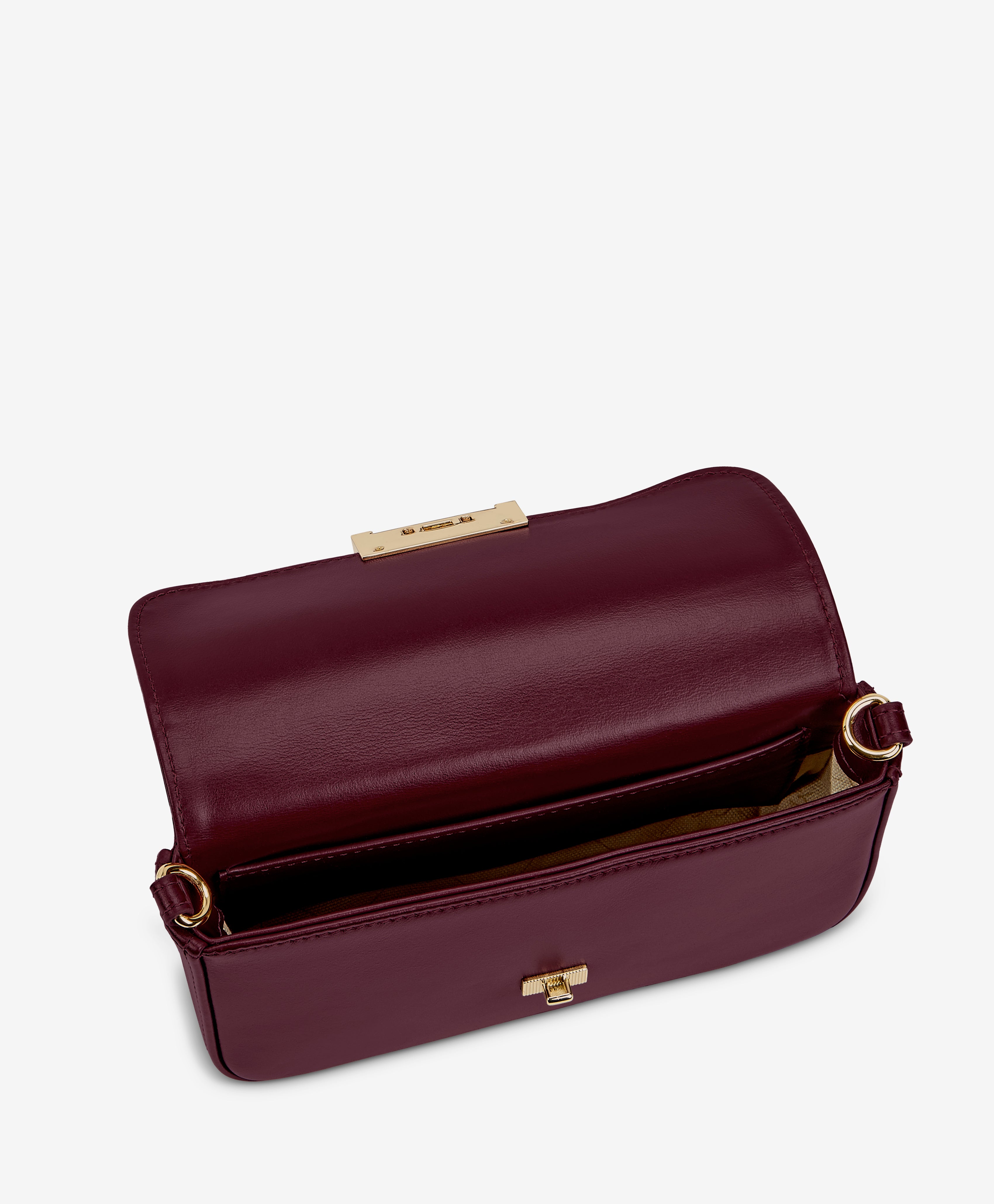 Edie Shoulder Bag