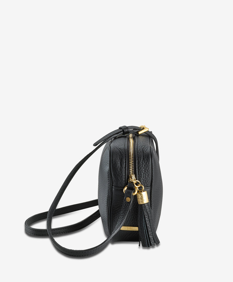 Madison Crossbody | Black Pebble Grain Leather – GiGi New York